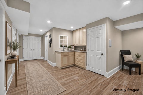 Tiny photo for 87 Whittington Course, St. Charles, IL 60174 (MLS # 12696105)