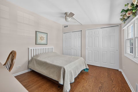 Tiny photo for 87 Whittington Course, St. Charles, IL 60174 (MLS # 12696105)