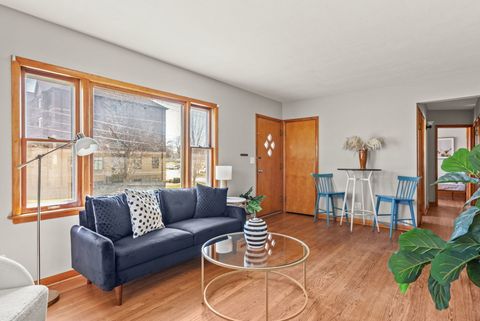 Tiny photo for 630 W Lombard Street, Davenport, IA 52803 (MLS # 12600771)