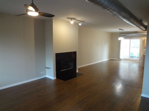 Tiny photo for 1834 Ridge Avenue #137, Evanston, IL 60201 (MLS # 12685018)