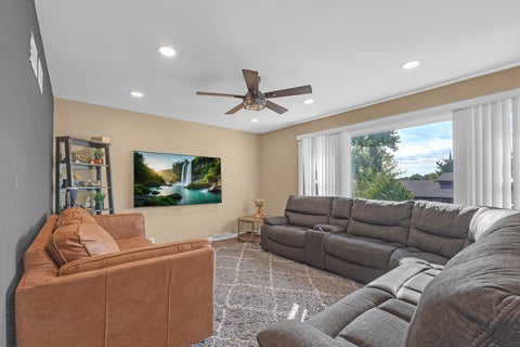 Tiny photo for 315 Morningside Drive, Bloomingdale, IL 60108 (MLS # 12772812)