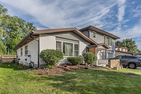 Tiny photo for 315 Morningside Drive, Bloomingdale, IL 60108 (MLS # 12772812)