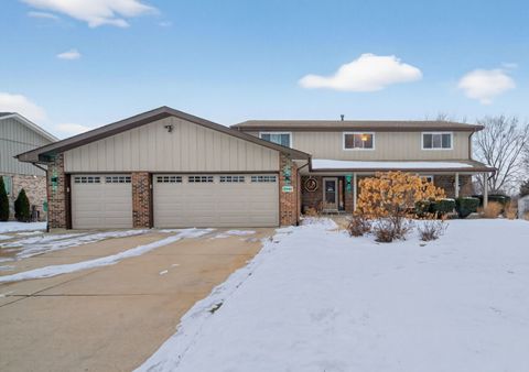 Photo of 13940 S Teakwood Drive, Homer Glen, IL 60491 (MLS # 12562809)