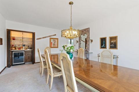 Tiny photo for 2 Hamilton Lane, Oak Brook, IL 60523 (MLS # 12375445)