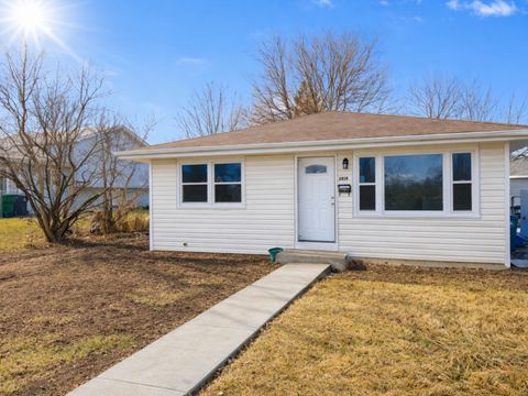 Photo of 2814 GILEAD Ave, Zion, IL 60099 (MLS # 12585205)