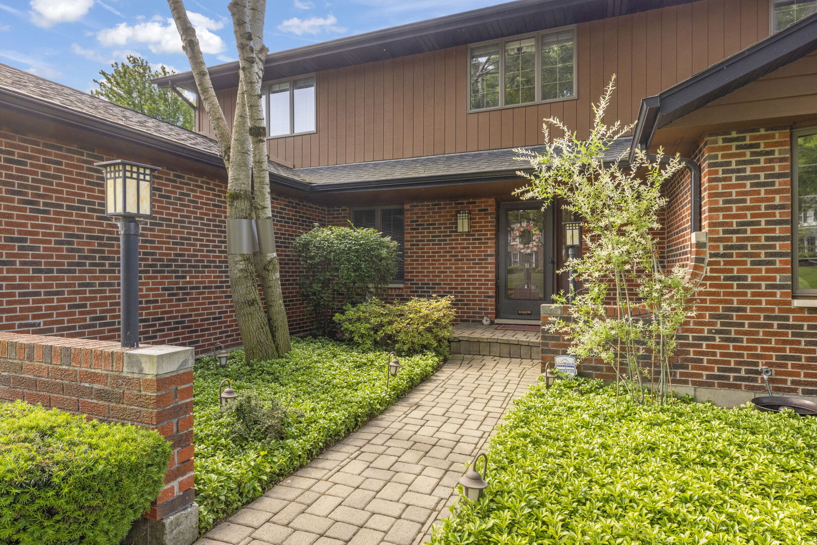 22w281 Mccarron Road