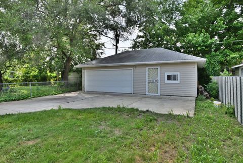 Tiny photo for 2122 S 2nd Avenue, Maywood, IL 60153 (MLS # 12487840)