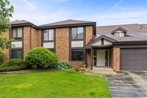 Photo of 5824 Doe Circle #5824, Westmont, IL 60559 (MLS # 12689178)