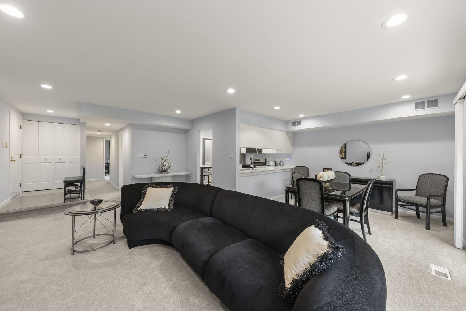 5824 Doe Circle 5824