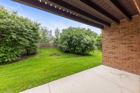 Tiny photo for 5824 Doe Circle #5824, Westmont, IL 60559 (MLS # 12689178)