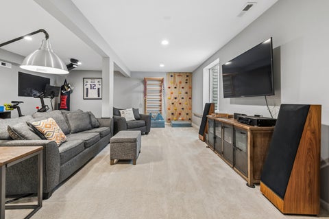 Tiny photo for 1110 Chestnut Street, Deerfield, IL 60015 (MLS # 12753406)