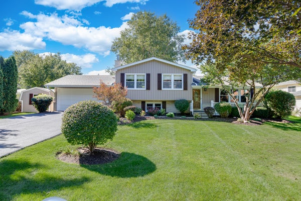 0S364 JEFFERSON ST, WINFIELD, IL 60190 - Image c7e4e482d6ead280d8d5e02d84ef373f/3498620807
