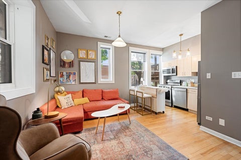 Tiny photo for 4053 N Sheridan Road #3, Chicago, IL 60613 (MLS # 12733203)