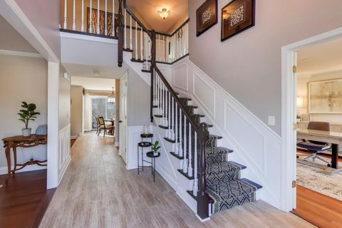 Tiny photo for 829 Heatherstone Drive, Schaumburg, IL 60173 (MLS # 12581642)