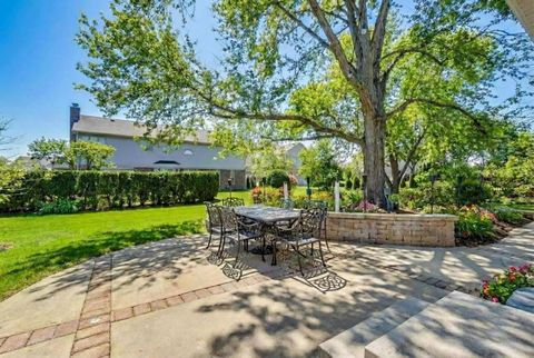 Tiny photo for 829 Heatherstone Drive, Schaumburg, IL 60173 (MLS # 12581642)