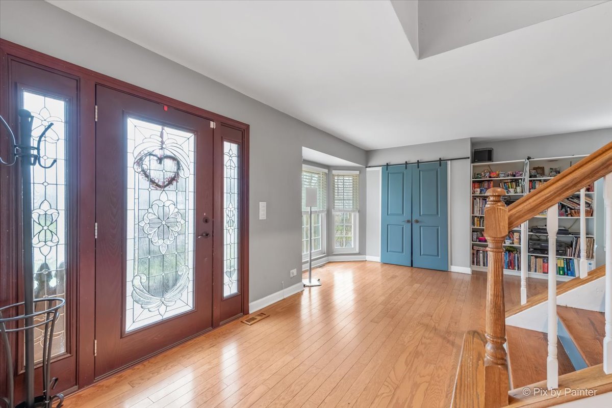 515 SURREY RIDGE Drive