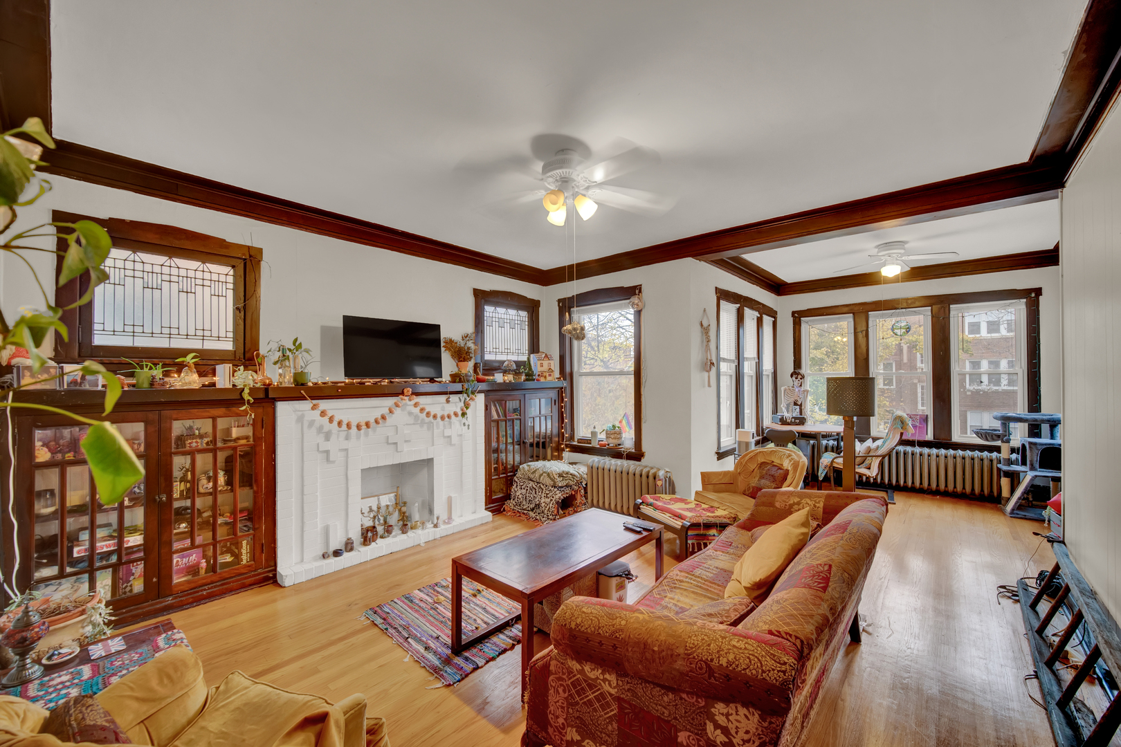 6447 N Glenwood Avenue