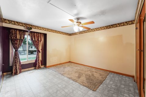 Tiny photo for 5 Cour Caravelle, Palos Hills, IL 60465 (MLS # 12531286)