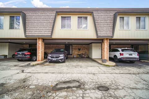 Tiny photo for 5 Cour Caravelle, Palos Hills, IL 60465 (MLS # 12531286)