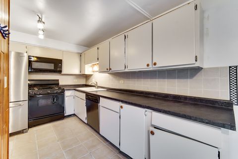 Tiny photo for 5 Cour Caravelle, Palos Hills, IL 60465 (MLS # 12531286)