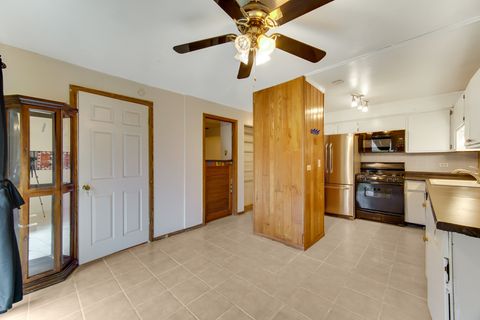 Tiny photo for 5 Cour Caravelle, Palos Hills, IL 60465 (MLS # 12531286)