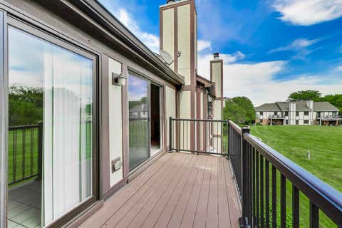 Tiny photo for 426 Elizabeth Drive #C, Wood Dale, IL 60191 (MLS # 12661888)