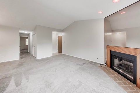 Tiny photo for 426 Elizabeth Drive #C, Wood Dale, IL 60191 (MLS # 12661888)