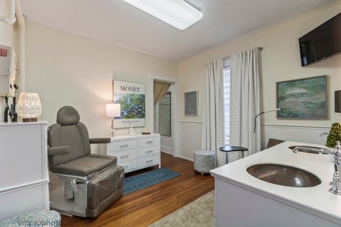Tiny photo for 329 W Main Street, Barrington, IL 60010 (MLS # 12752777)