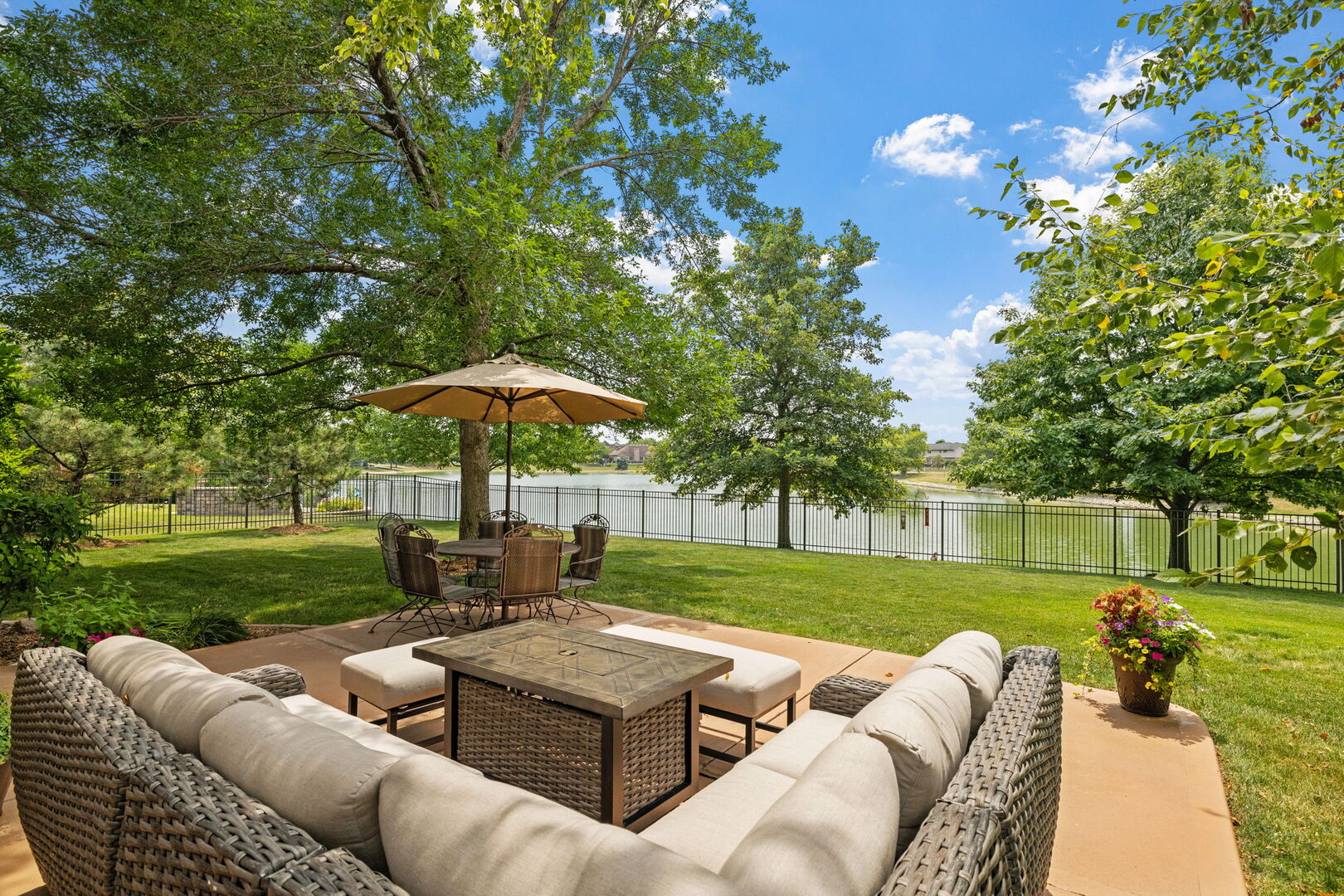 2717 Meadow Path