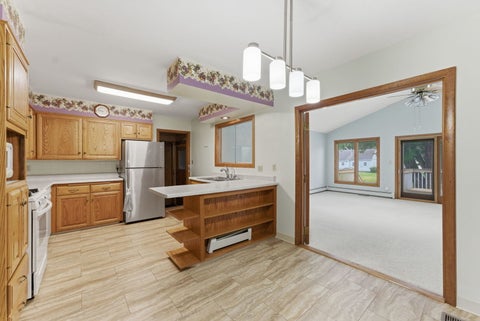 Tiny photo for 4620 50th Avenue, Moline, IL 61265 (MLS # 12669866)