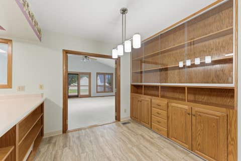 Tiny photo for 4620 50th Avenue, Moline, IL 61265 (MLS # 12669866)