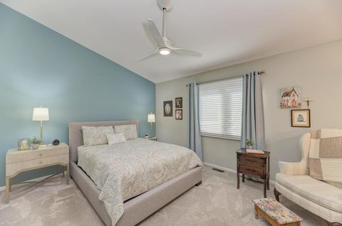 Tiny photo for 312 Cromwell Court, Westmont, IL 60559 (MLS # 12643319)