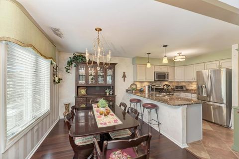 Tiny photo for 312 Cromwell Court, Westmont, IL 60559 (MLS # 12643319)