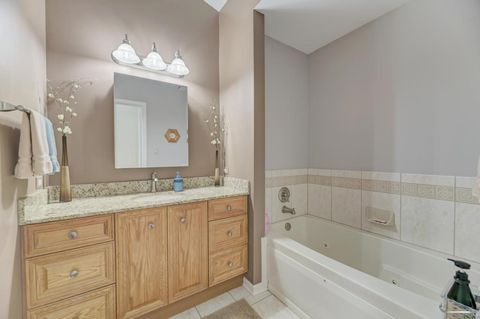 Tiny photo for 312 Cromwell Court, Westmont, IL 60559 (MLS # 12643319)