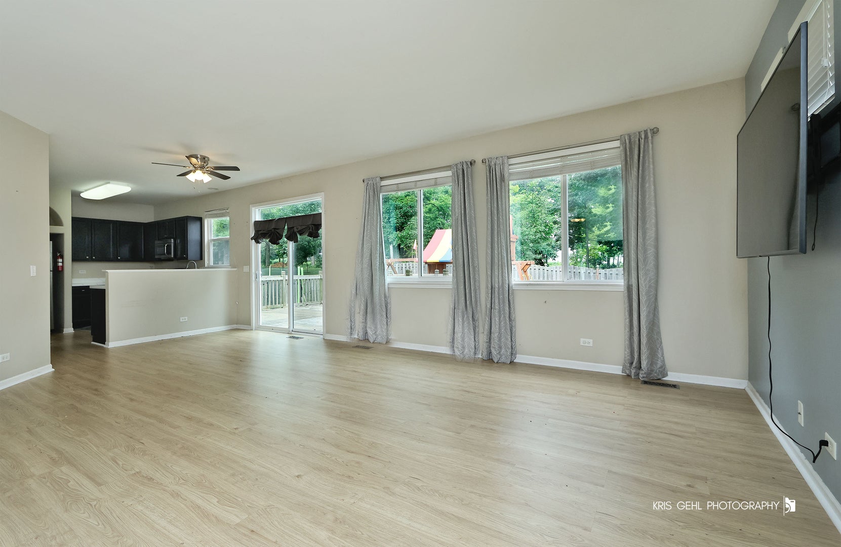352 N CORNERSTONE Drive