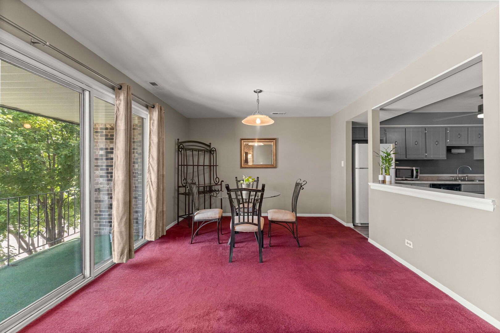 9122 S Pulaski Road 2E