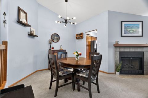 Tiny photo for 6443 Oak Forest Avenue #3E, Tinley Park, IL 60477 (MLS # 12557706)