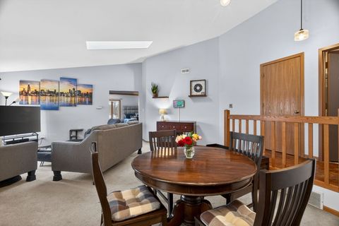 Tiny photo for 6443 Oak Forest Avenue #3E, Tinley Park, IL 60477 (MLS # 12557706)