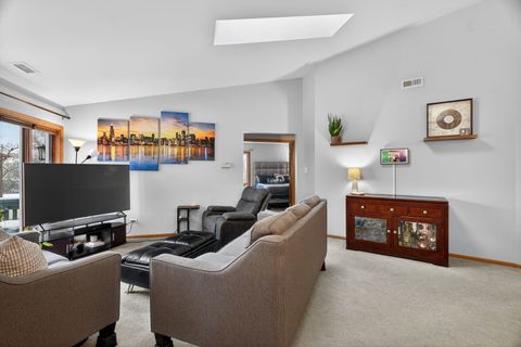 Tiny photo for 6443 Oak Forest Avenue #3E, Tinley Park, IL 60477 (MLS # 12557706)