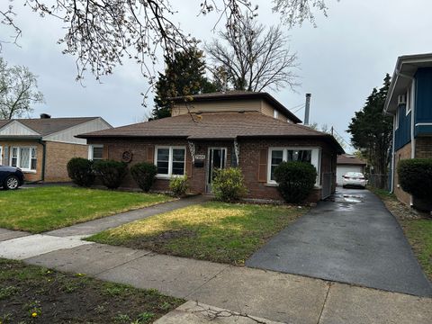 Photo of 7805 45th Street, Lyons, IL 60534 (MLS # 12624066)