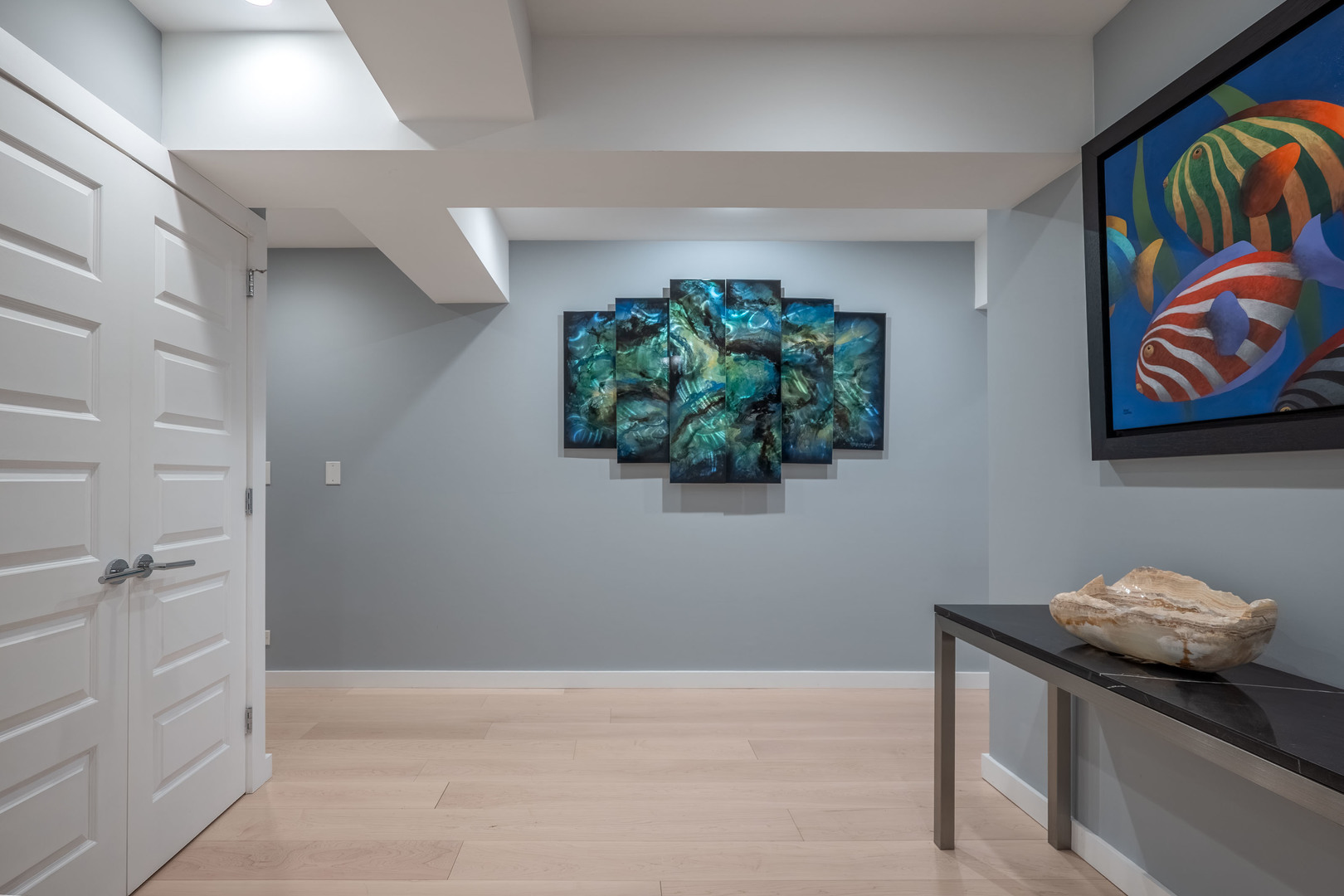 175 E Delaware Place 7201-7202