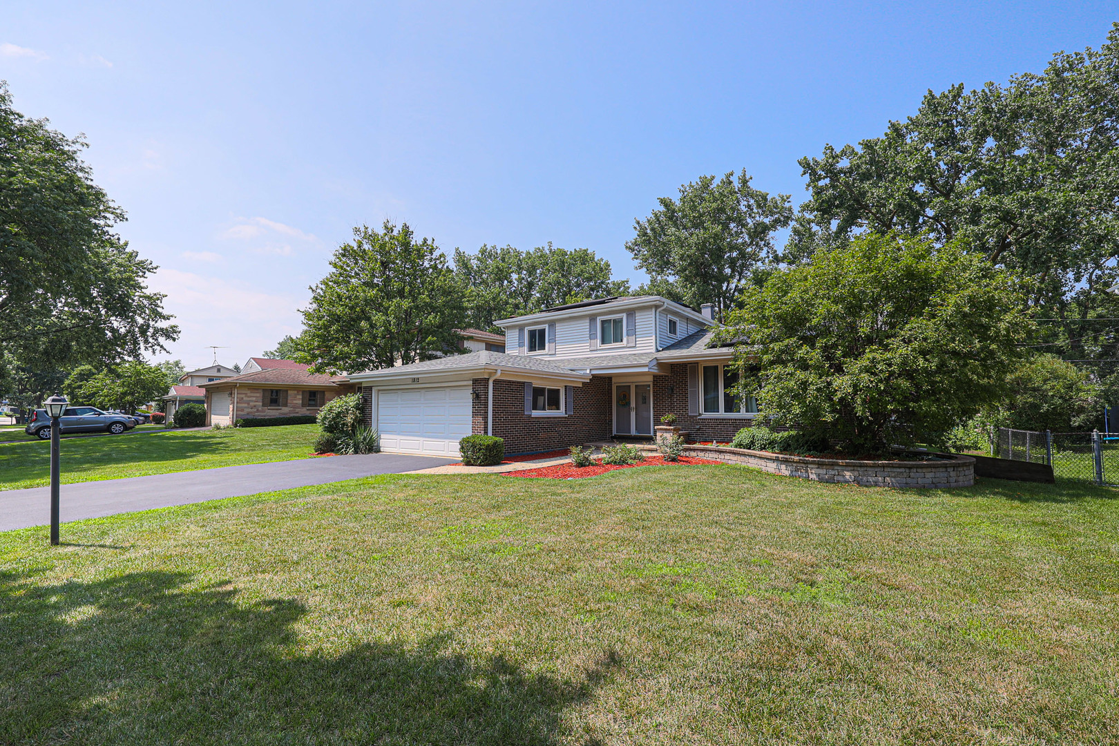 1812 E Apache Lane