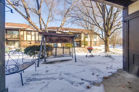 Tiny photo for 1025 Cottonwood Court #1B, Wheeling, IL 60090 (MLS # 12552234)