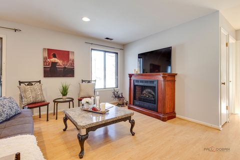 Tiny photo for 1025 Cottonwood Court #1B, Wheeling, IL 60090 (MLS # 12552234)