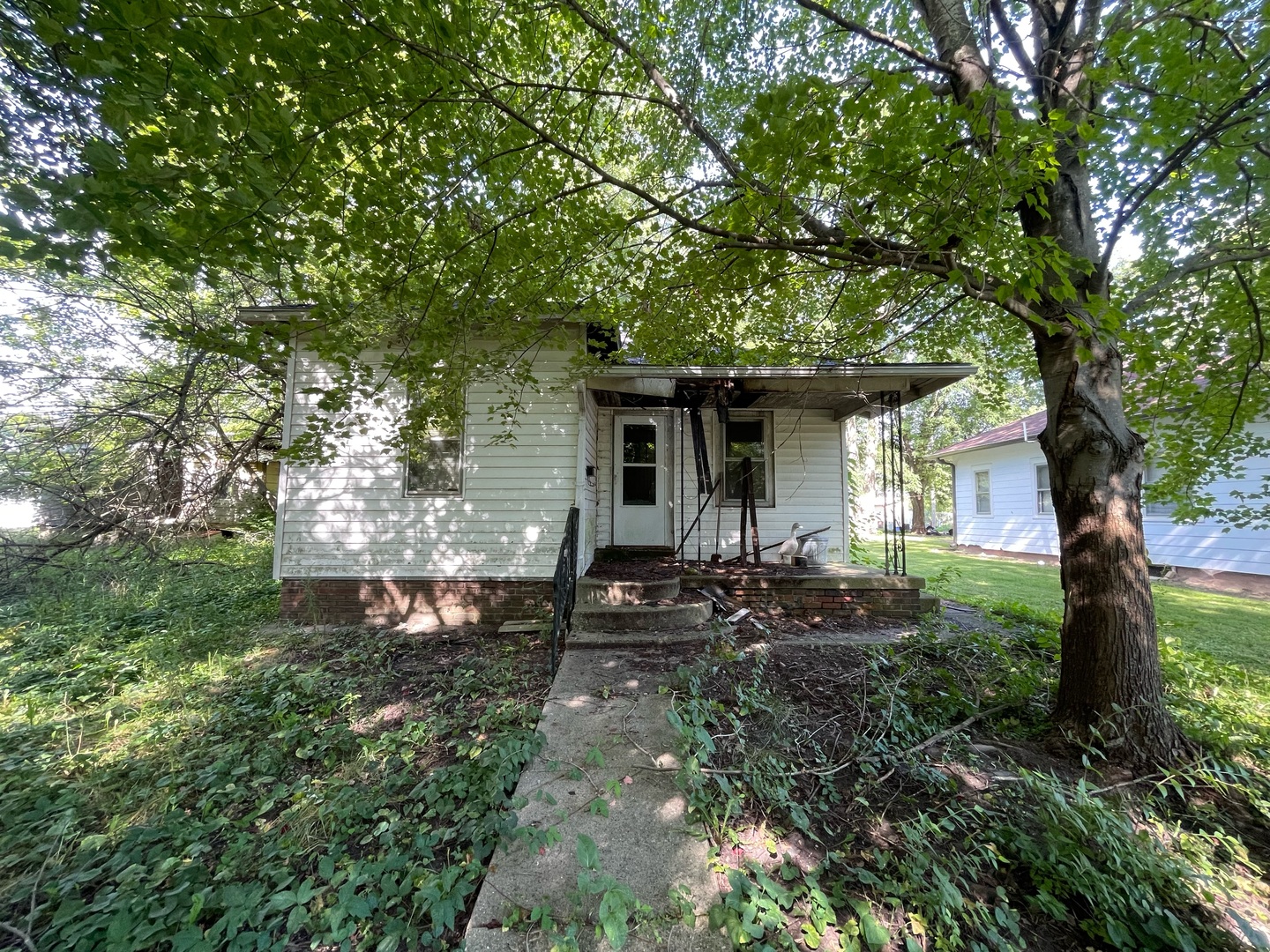 608 S Elm Street