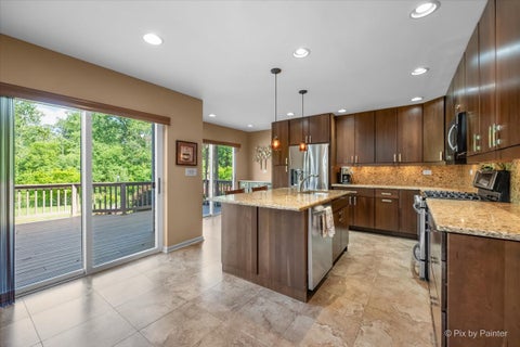 Tiny photo for 16820 W Serranda Drive, Libertyville, IL 60048 (MLS # 12673976)