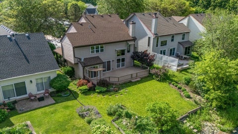 Tiny photo for 16820 W Serranda Drive, Libertyville, IL 60048 (MLS # 12673976)