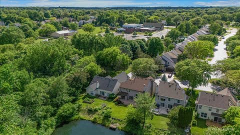 Tiny photo for 16820 W Serranda Drive, Libertyville, IL 60048 (MLS # 12673976)