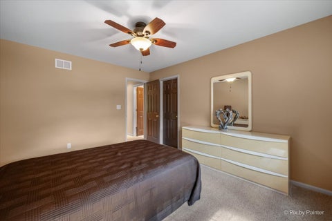 Tiny photo for 16820 W Serranda Drive, Libertyville, IL 60048 (MLS # 12673976)
