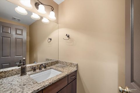 Tiny photo for 16820 W Serranda Drive, Libertyville, IL 60048 (MLS # 12673976)